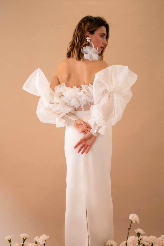 Vestidos de novia diferentes. vestidos a medida. Novia moderna. Novias románticas